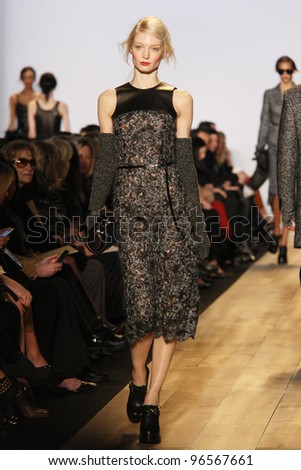 NEW YORK - FEBRUARY 15: Model Melissa Tammerijn walks the runway at the Michael Kors FW 2012 collection presentation during Mercedes-Benz Fashion Week on February 15, 2012 in New York.