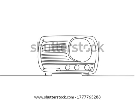 One continuous line drawing of retro old classic radio player. Vintage analog audio speaker item concept single line draw design vector graphic illustration