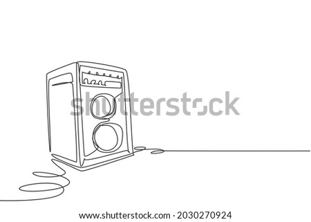 Single continuous line drawing Sound speaker in wooden body. Music loudspeaker, sub woofer acoustic stereo musical equipment icon. Party sound. Dynamic one line draw graphic design vector illustration