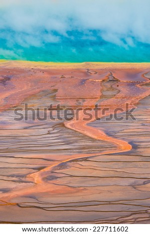 Grand Prismatic Spring, Midway Geyser Basin, Yellowstone National Park, USA