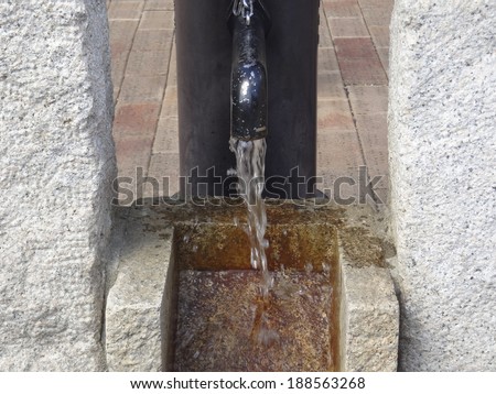Water of drinking fountains