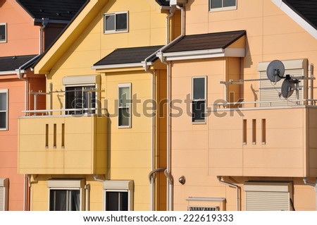 Houses in pastel shades