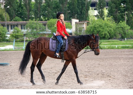 KIEV - MAY 22: Youth competitions on equestrian sport. May 22, 2010 in Kiev, Ukraine.