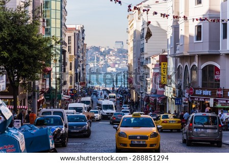 ISTANBUL, TURKEY May 14, 2015: typical street life in istanbul