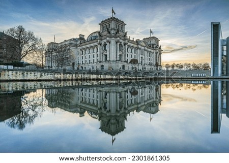 Similar – Foto Bild Fassade in der Dämmerung