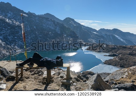 Gosaikunda - a frozen lake high up in Himalayas, in Nepal's Langtang National Park. 4380 m. Gosaikunda ,29 Dec.2017 Photo stock © 