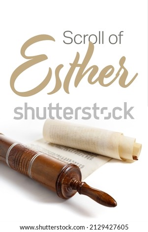 Book of Esther. Jewish people reads the book of Esther, as part of the traditions of the holiday of Purim. Vertical banner Foto stock © 
