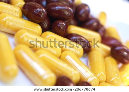 Turmeric and grape seeds soft capsules