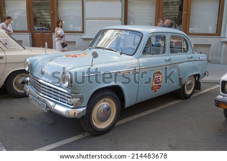 MOSCOW, RUSSIA - July 26, 2014: Car Moskvich-403IE on retro rally Gorkyclassic,  GUM, Moscow