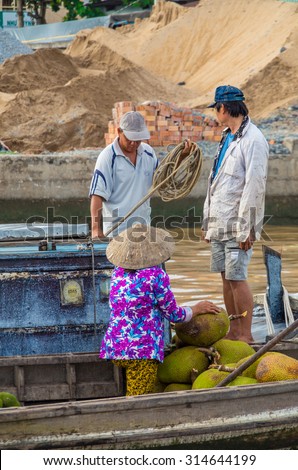 Can Tho, Vietnam - August 12, 2015: the Cai Rang Floating Market in Can Tho is the largest floating wholesale market on the Mekong Delta.