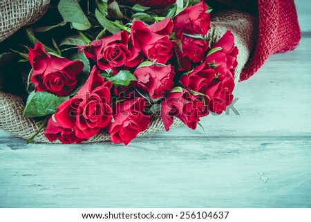 roses on the table