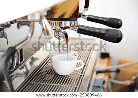 coffee machine makes two cup hot coffee