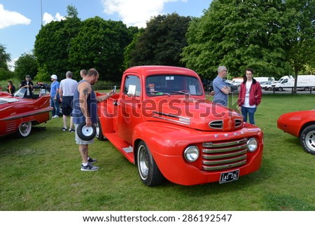 BROMLEY, LONDON/UK - JUNE 07 : BROMLEY PAGEANT of MOTORING. The biggest one-day classic car show in the world! June 07 2015 in Bromley, London, UK.