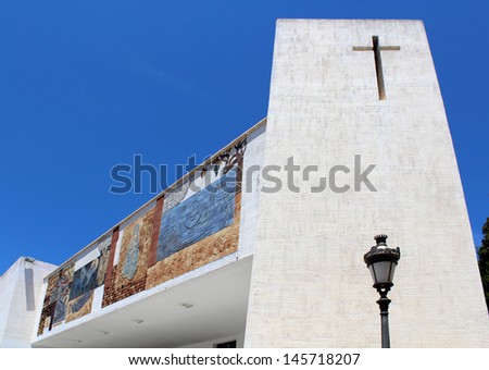 The parish church of Nuestra Senora de las Nieves is located in the heart of Calp old town. This attractive building was built in 1975 & has a mixture of both modern & traditional design.