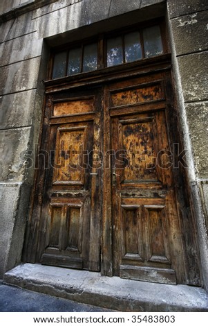 Picture of old wooden door