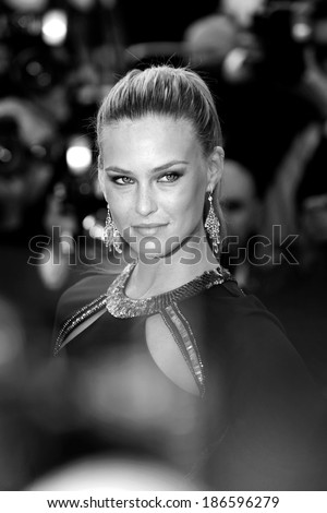 CANNES, FRANCE - MAY 17: Model Bar Refaeli attends the premiere of  \'The Beaver\' during the 64th Cannes Film Festival on May 17, 2011 in Cannes, France.