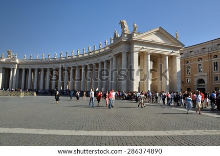 VATICAN - MAY 07: Long lines of tourists and believers in Vatican City on May 07. 2015 in Italy.