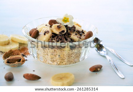 muesli banana and chocolate and almonds