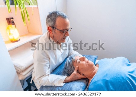 Similar – Foto Bild Männliche Therapeut tun Massage für Patienten