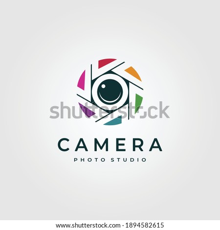 photography camera lens logo vector minimalist illustration design
