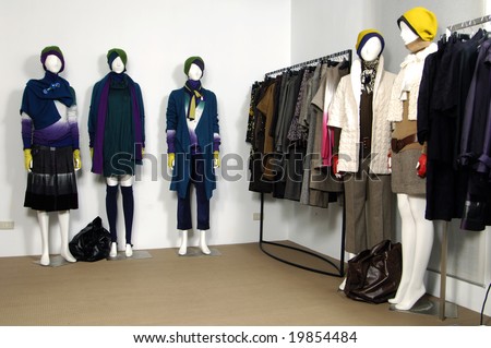 close up boutique display with mannequins
