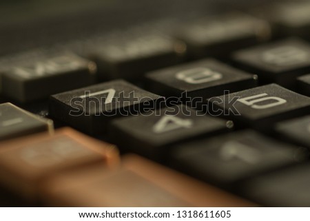 Program calculator button on 5050 keyboard