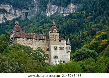 Palace and towers of the picturesque Enn Castle. MontagnaMontan, Bolzano province, Trentino Alto-Adige, Italy, Europe. Photo stock © 