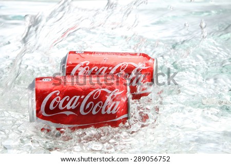 Kuala Lumpur,Malaysia 27th April 2015, 325ml coca cola can with water splash