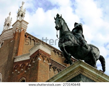 Venezia horse statue square church cathedral Venice, Italy.