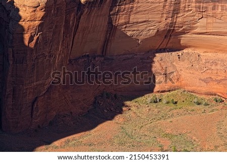 Cliff face with shadow, in Canyon de Chelle, Arizona Photo stock © 