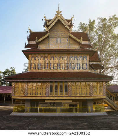 Wat Phra Bat Huai Tom,The largest temple in Lanna-style chedi and an place of worship built in laterite by Karens living in the vicinity who were admirers of the highly revered Phra Kru Ba Chaiwongsa.