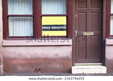 House price reduction in poor council town with population in decline