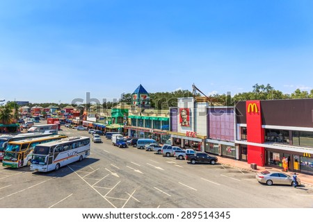 CHONBURI-JUNE,11: Restaurants at Motorway Rest Area where located middle way to PATTAYA city. It is the good place for tourist when want to find some drink. THAILAND JUNE,11 2015