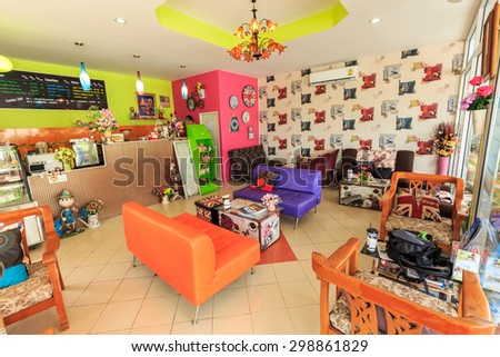 PATTAYA , THAILAND - JULY 16 : The nice view in coffee shop at Pattaya,Thailand on July 16, 2015. Pattaya is the most famous city tourism in Thailand.