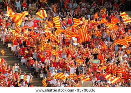 BARCELONA - APRIL 9: USAP Perpignan\'s supporters during the Heineken European Cup quarter-final match USAP Perpignan against RC Toulon at the Olympic Stadium in Barcelona, on April 9, 2011