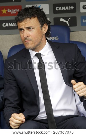 BARCELONA - APRIL, 25: Luis Enrique Martinez manager of FC Barcelona during a Spanish League match against RCD Espanyol at the Power8 stadium on April 25, 2015 in Barcelona, Spain