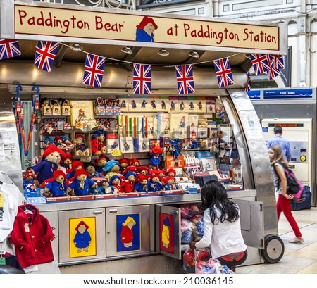 LONDON,ENGLAND - AUGUST 20 2014: Kiosk of Paddington Bear at Paddington railway station in London
