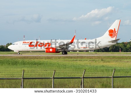 UDONTHANI, THAILAND - AUGUST 12, 2015:Air plane HS-LTH Boeing 737-900ER of Lion Air landingt at Udonthani International Airport Thailand.