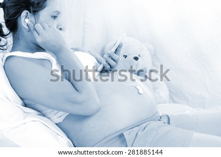 Pregnant women listen to music for Fetal development,Prenatal Music Stimulation baby (soft focus)