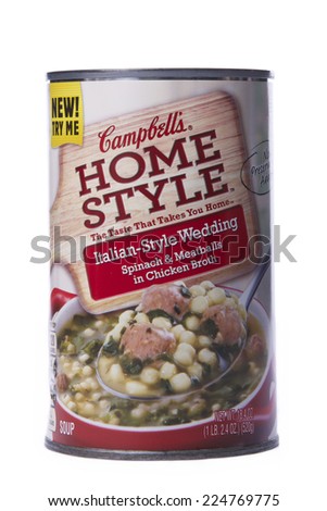 ALAMEDA, CA - OCTOBER 19, 2014: 18.4 ounce can of Campbell\'s Home Style Soup. Italian-Style Wedding, Spinach and Meatballs in Chicken Broth. The Taste That Takes You Home.