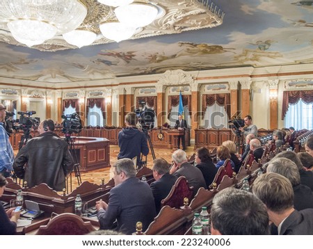 KIEV , UKRAINE - October 13, 2014: At a meeting of the Cabinet of the Chairman of the Supreme Court of Ukraine Yaroslav Romaniuk