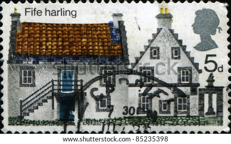 GREAT BRITAIN - CIRCA 1970: A stamp printed in Great Britain shows British Rural Architecture, Multicoloured, Fife Harling , circa 1970