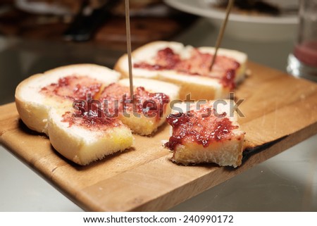 Toasted bread and jam
