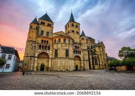 Trier Saint Peter's Cathedral, the oldest church in Germany, is a UNESCO World Culture Heritage site Foto d'archivio © 
