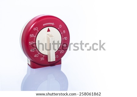 https://image.shutterstock.com/display_pic_with_logo/2326256/258061862/stock-photo-red-vintage-kitchen-timer-isolated-on-white-background-258061862.jpg