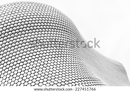 BIRMINGHAM, ENGLAND, UK.  The new Bull Ring shopping centre was designed by Future Systems architects for Selfridges, following an organic form inspired by the Fibonacci sequence . (black and white)