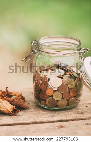 Saving money jar for foresighted people