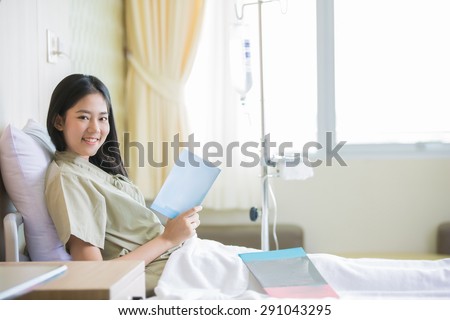 Patients Women In patient rooms She was reading a book relaxation