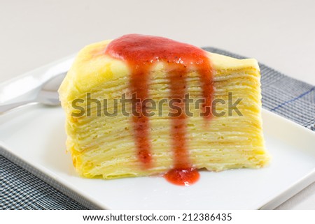 crepe cakes, mille crepe Strawberry,