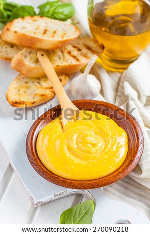 alioli sauce. Mayonnaise sauce, with garlic, egg yolk and olive oil. Spanish cuisine.